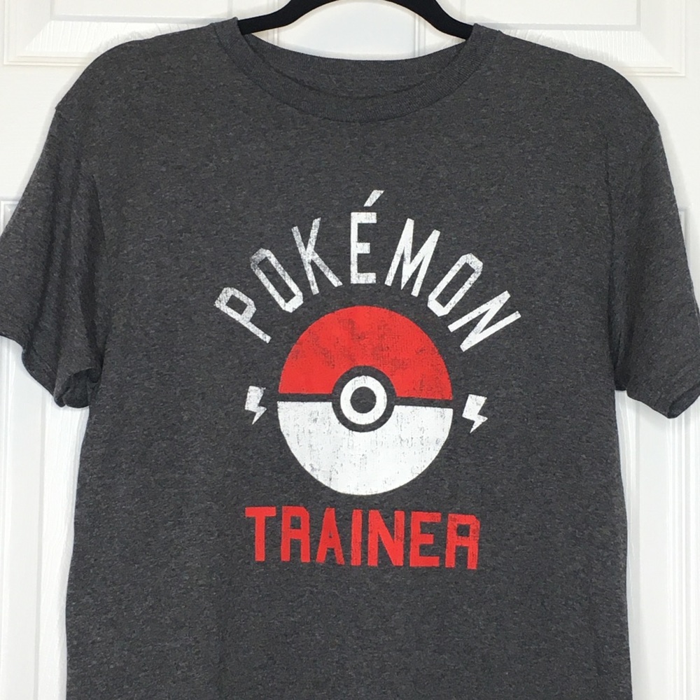 Pokemon -  Gray Kids'  "Trainer" Graphic Tee - L